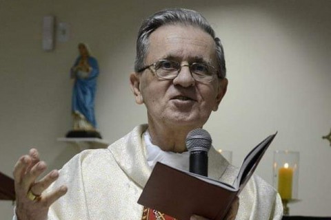 Dom Roberto Gomes Guimarães